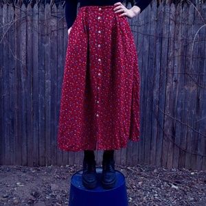 Floral Skirt w/ Pockets